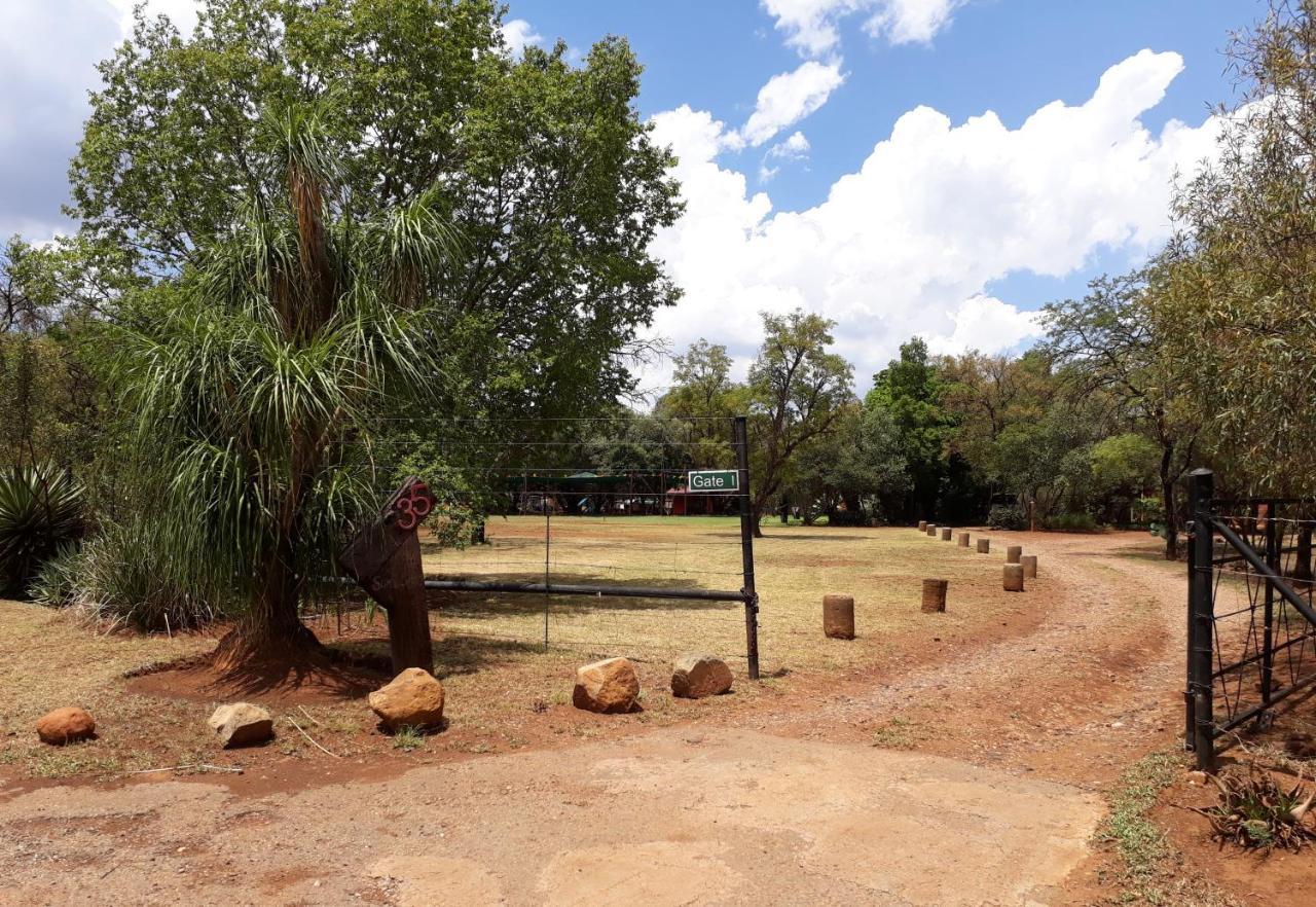 Die Plasie On-Suite Rooms Hartbeespoort Exterior foto